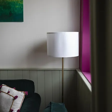 The Little Cottage בית נופש *