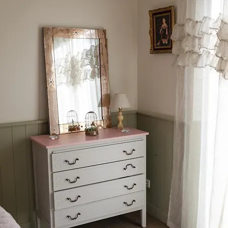 בית נופש The Little Cottage